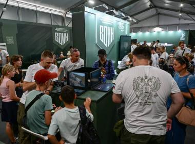 Уникальный военно-спортивный городок Центр «ВОИН» на выставке «Улица Дальнего Востока» во Владивостоке посетили более 30