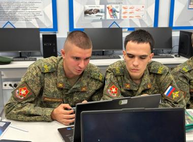 Инструкторы центра «ВОИН» обучают курсантов ВУЦ ЧГУ им. И.Н. Ульянова тактической медицине и управлению беспилотниками