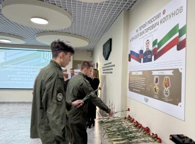 Филиалы Центра «ВОИН» в Татарстане и Херсонской области получили имена Героев России