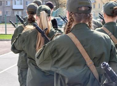 Честь и гордость: курсанты Центра «ВОИН» готовятся к параду Победы в Пскове